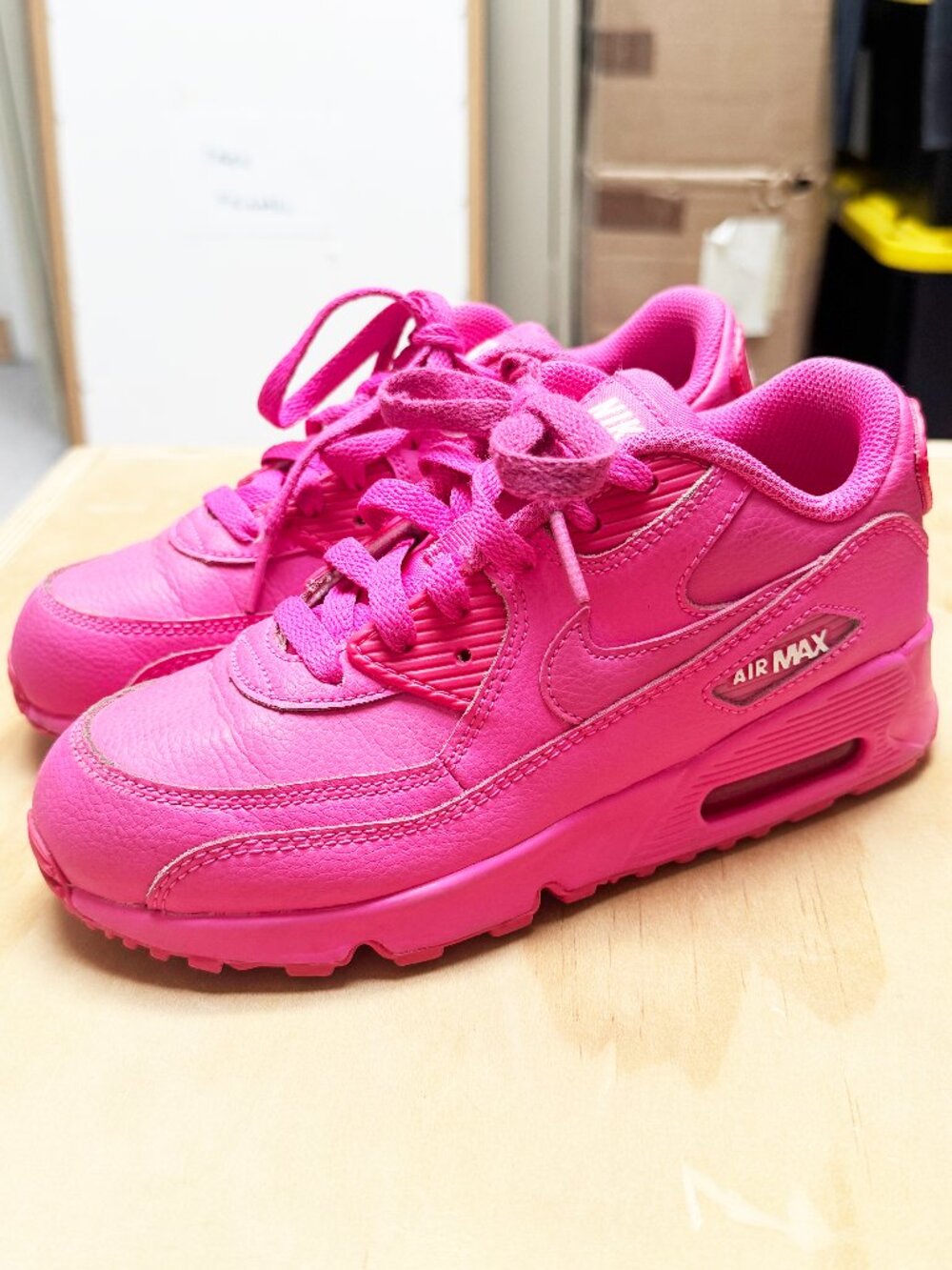 Nike Air Max 90 - 833376-603 - Girls Size 2Y Pink Laser Fuchsia